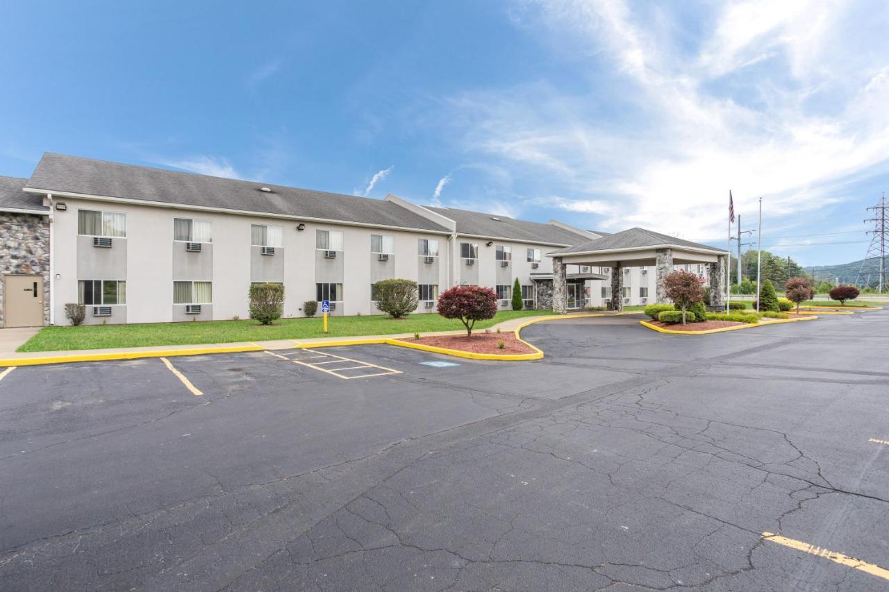 Econo Lodge Painted Post - Corning Exterior photo